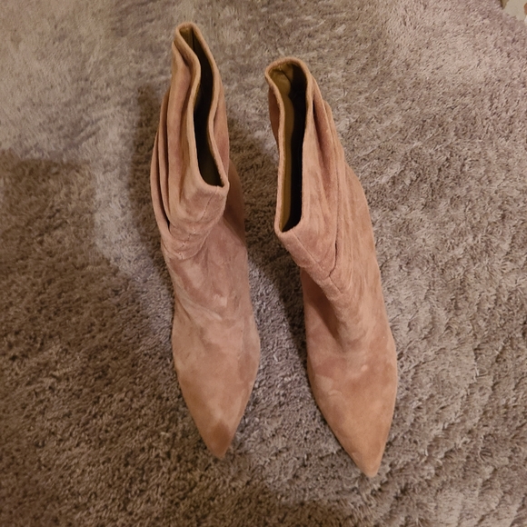Marc Fisher brand new suede booties. - Picture 3 of 4